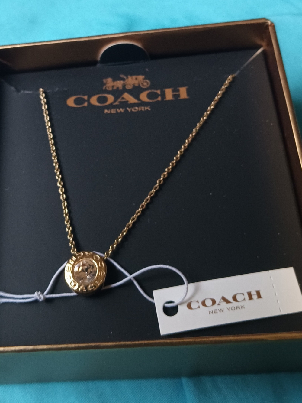 COACH OPEN CIRCLE NECKLACE BOXED